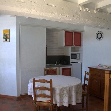 Chambre D Hote La Roussiere Saint-Ouen-Des-Toits Exteriér fotografie